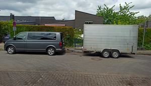 Jugendgruppe vor der Abfahrt